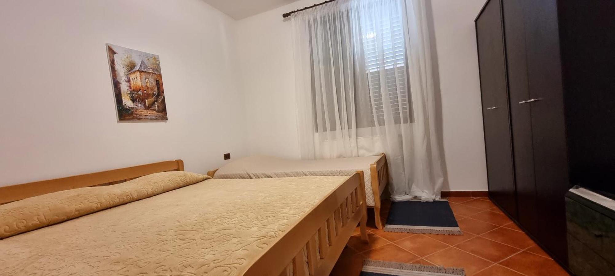 Bezhani Villa Golem (Tirana)